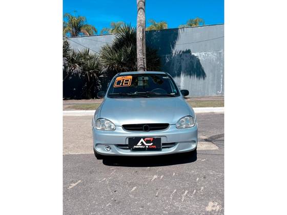 CHEVROLET CLASSIC 1.0 MPFI LIFE 8V GASOLINA 4P MANUAL CHEVROLET CLASSIC 1.0 MPFI LIFE 8V GASOLINA 4P MANUAL